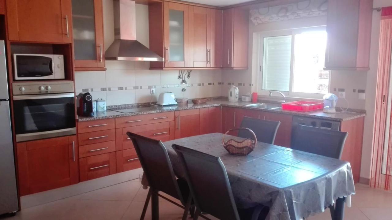 Spacious House In Aldeia Dos Pinheiros With Pool 阿泽陶 外观 照片